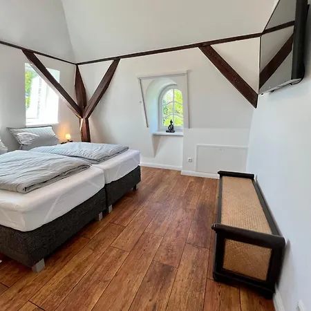 Im Schloss Steinburg